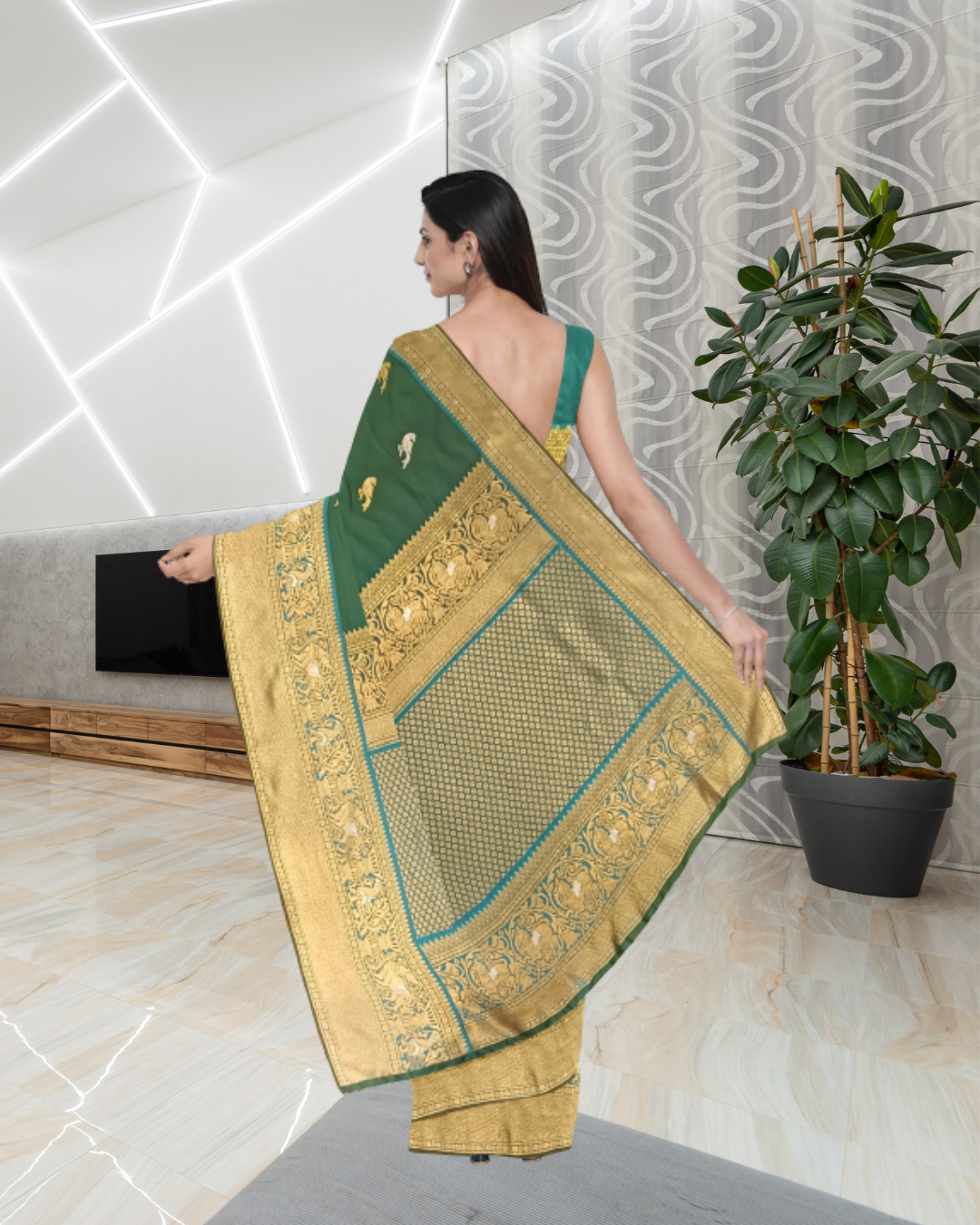 Bottle Green Color Kanjivaram Silk Saree for Women - Back Side of Saree