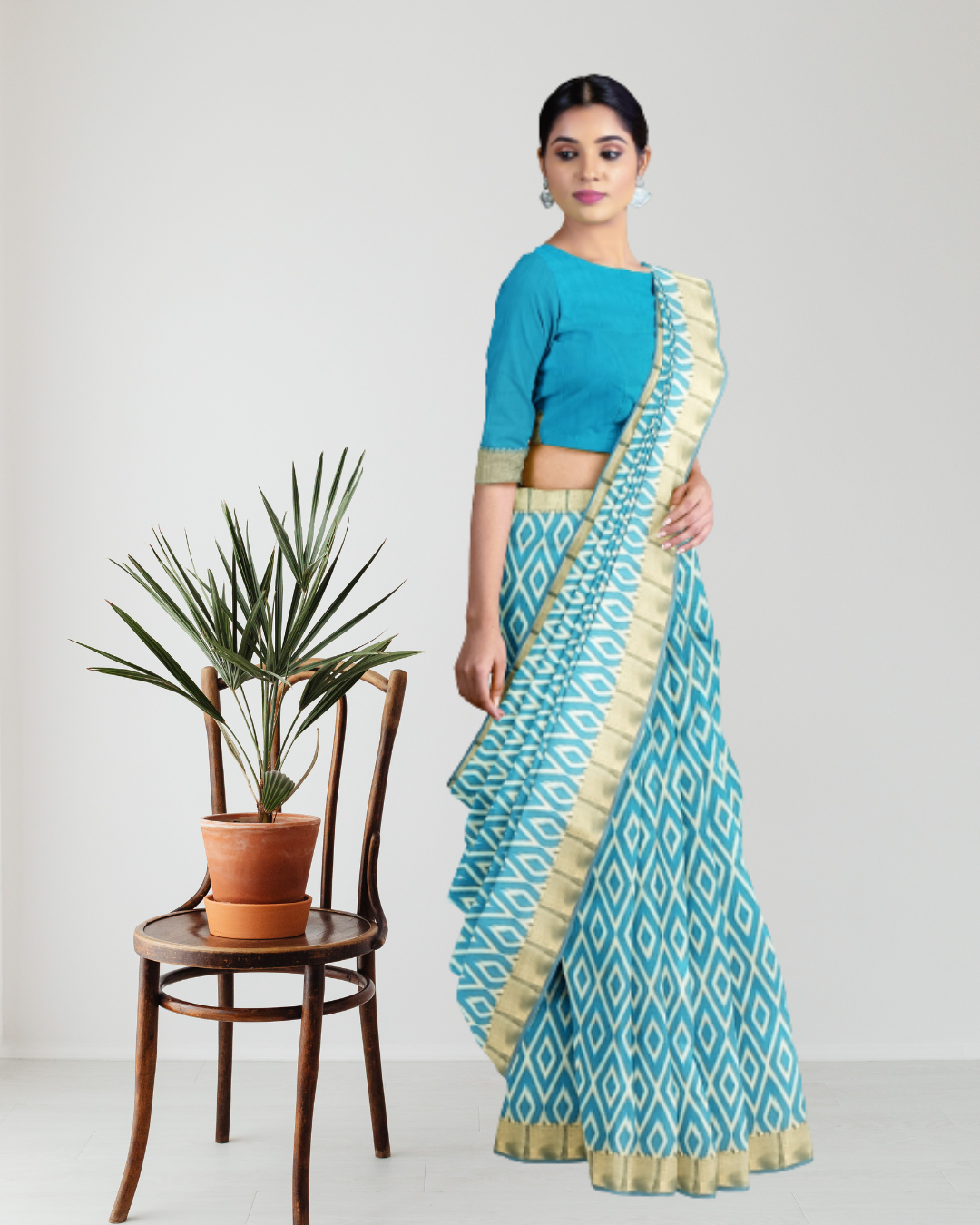 Peacock Color Tussar Silk Saree for Women - Side View of Saree